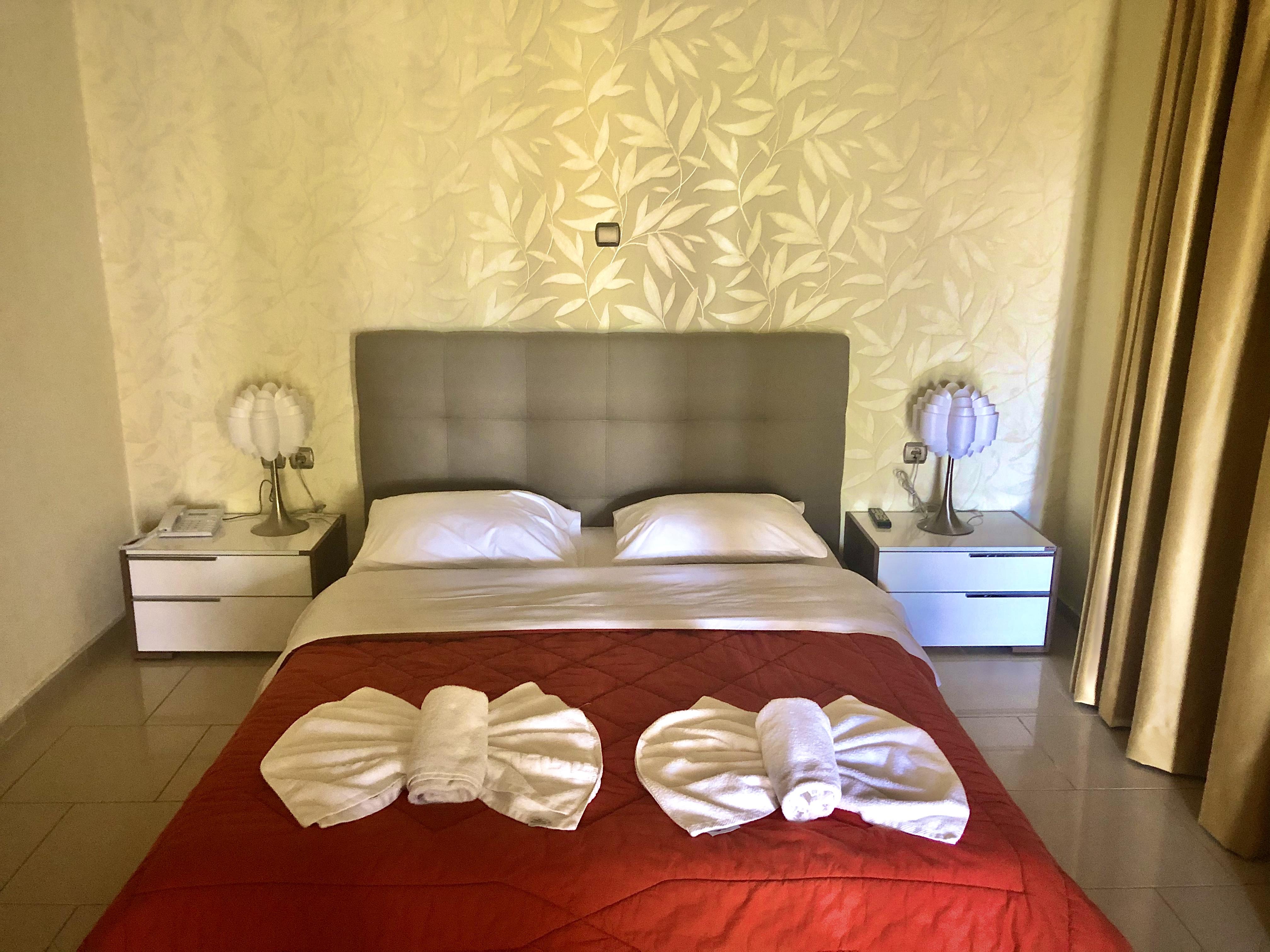 Stavrós Paradice Hotel Luxury Suites-Near Zorbas Beach-Free Breakfast מראה חיצוני תמונה