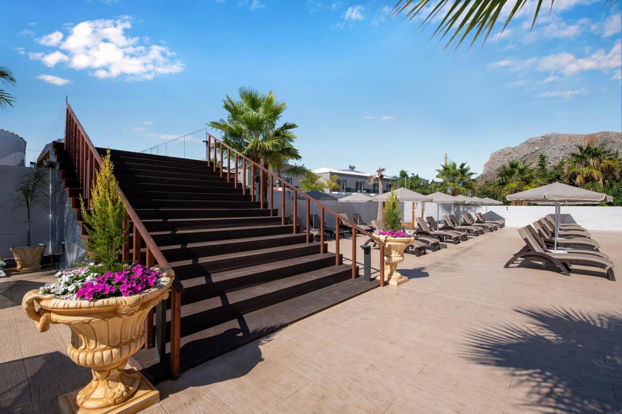 Stavrós Paradice Hotel Luxury Suites-Near Zorbas Beach-Free Breakfast מראה חיצוני תמונה
